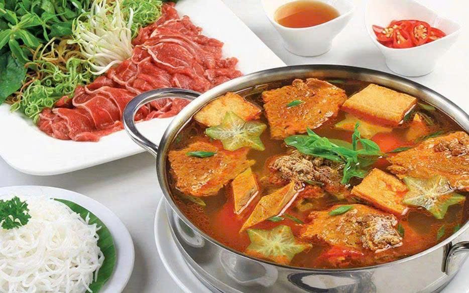 Lẩu Riêu Cua Bắp Bò Sườn Sụn